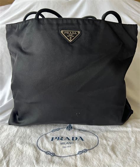 borsa prada nylon vintage|Mehr.